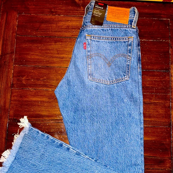 Levi's Denim - Levi Premium wedgie Jean